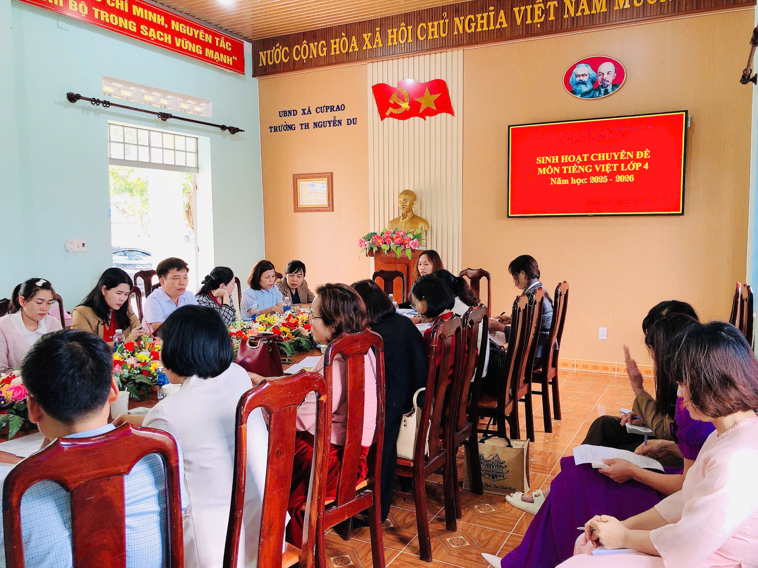 Chia sẻ sau tiết dạy